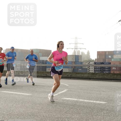 03.10.2026 - Köhlbrandbrückenlauf Michael Burmester http://msf.ph/oto/10764448 03.10.2026 09:17:33 Position 3 1398 meine-sportfotos.de