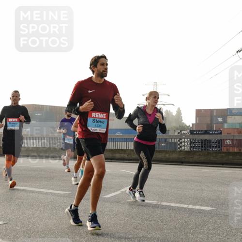 03.10.2026 - Köhlbrandbrückenlauf Michael Burmester http://msf.ph/oto/10764486 03.10.2026 09:17:40 Position 3 1535 meine-sportfotos.de