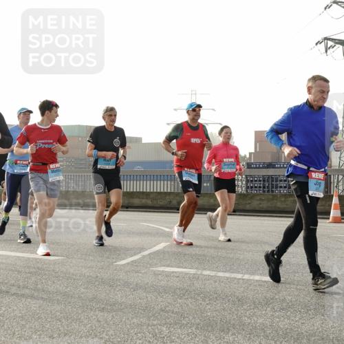 03.10.2026 - Köhlbrandbrückenlauf Michael Burmester http://msf.ph/oto/10764528 03.10.2026 09:17:47 Position 3 2950 meine-sportfotos.de