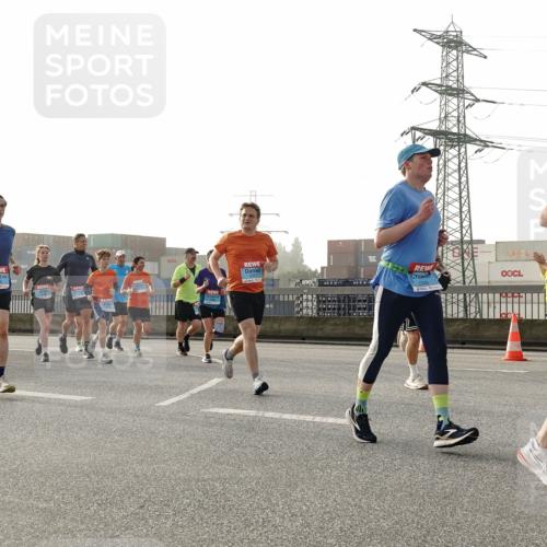 03.10.2026 - Köhlbrandbrückenlauf Michael Burmester http://msf.ph/oto/10764541 03.10.2026 09:17:49 Position 3 2509, 208 meine-sportfotos.de