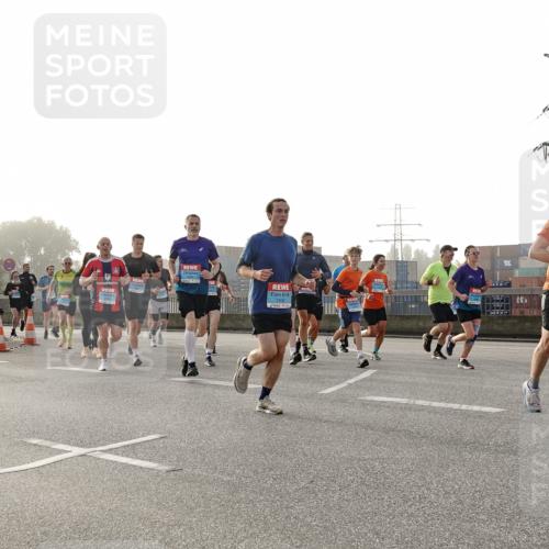 03.10.2026 - Köhlbrandbrückenlauf Michael Burmester http://msf.ph/oto/10764547 03.10.2026 09:17:50 Position 3 2511 meine-sportfotos.de
