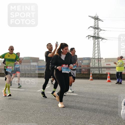 03.10.2026 - Köhlbrandbrückenlauf Michael Burmester http://msf.ph/oto/10764583 03.10.2026 09:17:54 Position 3 2412 meine-sportfotos.de