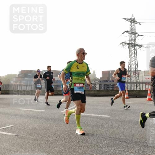 03.10.2026 - Köhlbrandbrückenlauf Michael Burmester http://msf.ph/oto/10764590 03.10.2026 09:17:55 Position 3 1201, 1 meine-sportfotos.de