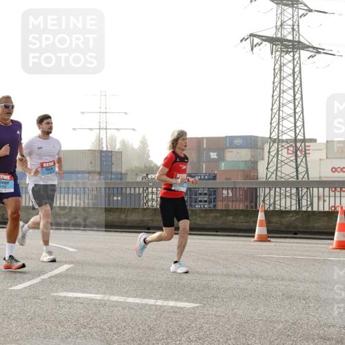 03.10.2026 - Köhlbrandbrückenlauf Michael Burmester http://msf.ph/oto/10764610 03.10.2026 09:17:59 Position 3 2404 meine-sportfotos.de