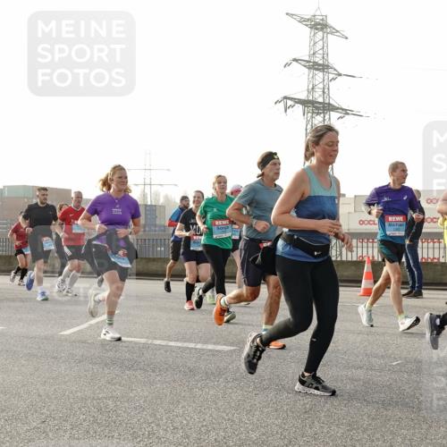 03.10.2026 - Köhlbrandbrückenlauf Michael Burmester http://msf.ph/oto/10764659 03.10.2026 09:18:05 Position 3 00, 145, 14 meine-sportfotos.de