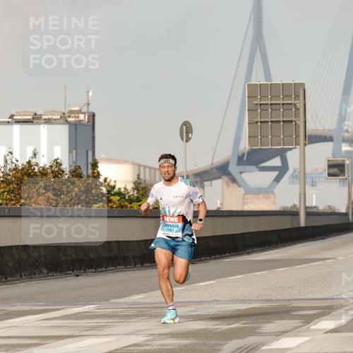 03.10.2026 - Köhlbrandbrückenlauf Michael Burmester http://msf.ph/oto/10764692 03.10.2026 09:36:22 Position 3 1063 meine-sportfotos.de