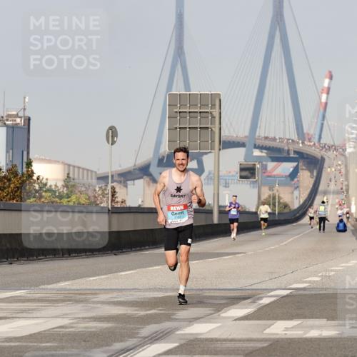03.10.2026 - Köhlbrandbrückenlauf Michael Burmester http://msf.ph/oto/10764710 03.10.2026 09:37:21 Position 3 1467, 2107, 12, 5 meine-sportfotos.de