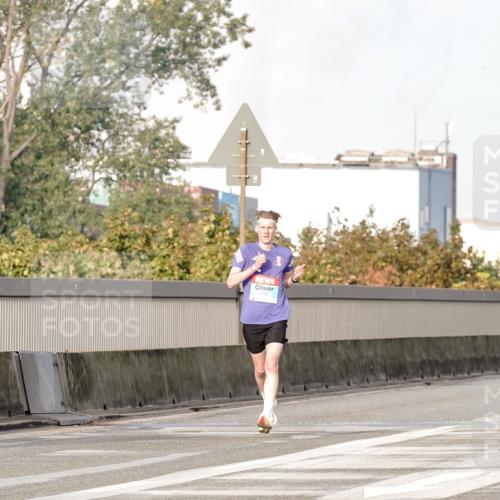 03.10.2026 - Köhlbrandbrückenlauf Michael Burmester http://msf.ph/oto/10764716 03.10.2026 09:37:48 Position 3 2172 meine-sportfotos.de