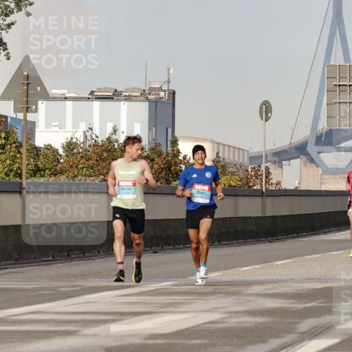 03.10.2026 - Köhlbrandbrückenlauf Michael Burmester http://msf.ph/oto/10764723 03.10.2026 09:38:21 Position 3  meine-sportfotos.de