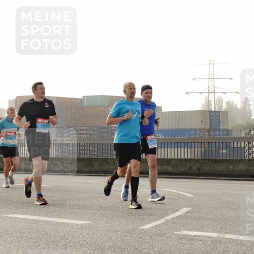 03.10.2026 - Köhlbrandbrückenlauf Michael Burmester http://msf.ph/oto/10764750 03.10.2026 09:18:21 Position 3 3758 meine-sportfotos.de