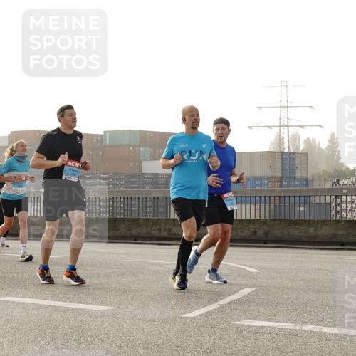 03.10.2026 - Köhlbrandbrückenlauf Michael Burmester http://msf.ph/oto/10764754 03.10.2026 09:18:22 Position 3 66 meine-sportfotos.de