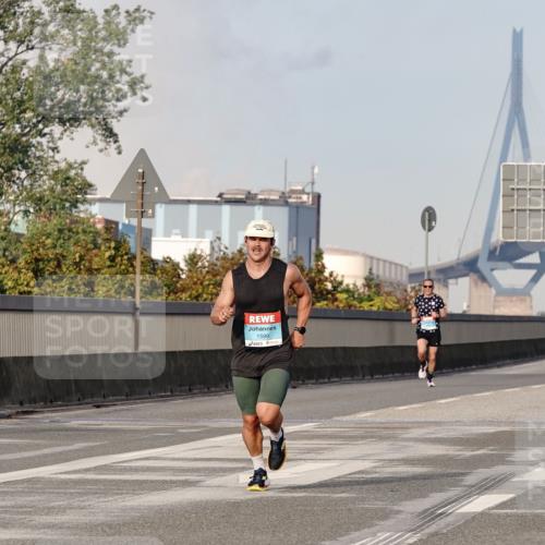 03.10.2026 - Köhlbrandbrückenlauf Michael Burmester http://msf.ph/oto/10764755 03.10.2026 09:38:57 Position 3 1599 meine-sportfotos.de