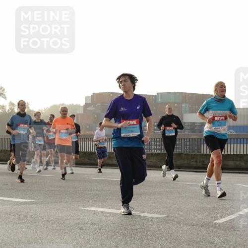 03.10.2026 - Köhlbrandbrückenlauf Michael Burmester http://msf.ph/oto/10764759 03.10.2026 09:18:23 Position 3 2256 meine-sportfotos.de