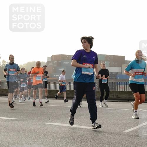 03.10.2026 - Köhlbrandbrückenlauf Michael Burmester http://msf.ph/oto/10764763 03.10.2026 09:18:24 Position 3 2256, 152 meine-sportfotos.de