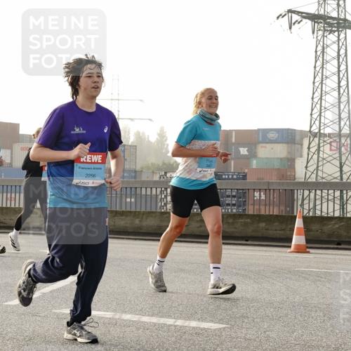 03.10.2026 - Köhlbrandbrückenlauf Michael Burmester http://msf.ph/oto/10764769 03.10.2026 09:18:24 Position 3 66, 2256 meine-sportfotos.de