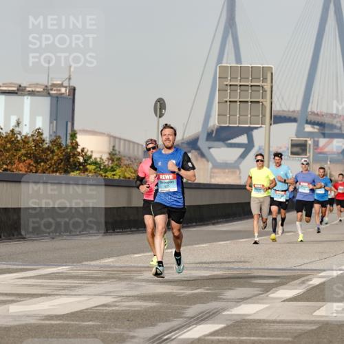 03.10.2026 - Köhlbrandbrückenlauf Michael Burmester http://msf.ph/oto/10764790 03.10.2026 09:39:34 Position 3  meine-sportfotos.de