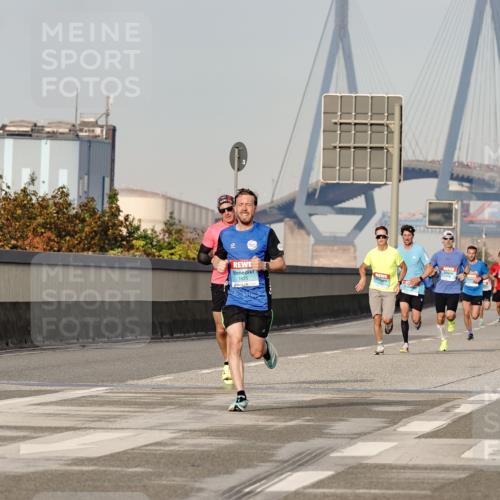 03.10.2026 - Köhlbrandbrückenlauf Michael Burmester http://msf.ph/oto/10764792 03.10.2026 09:39:35 Position 3 1825 meine-sportfotos.de
