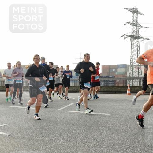 03.10.2026 - Köhlbrandbrückenlauf Michael Burmester http://msf.ph/oto/10764795 03.10.2026 09:18:29 Position 3 3755 meine-sportfotos.de