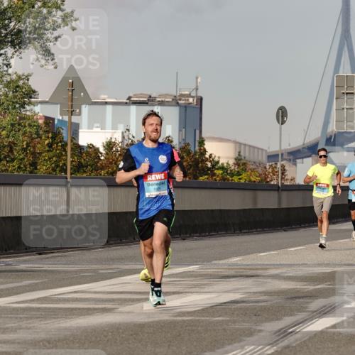 03.10.2026 - Köhlbrandbrückenlauf Michael Burmester http://msf.ph/oto/10764798 03.10.2026 09:39:38 Position 3 1825 meine-sportfotos.de