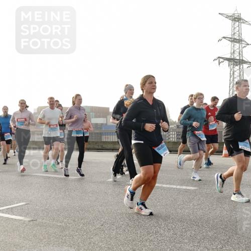 03.10.2026 - Köhlbrandbrückenlauf Michael Burmester http://msf.ph/oto/10764803 03.10.2026 09:18:29 Position 3 2457 meine-sportfotos.de