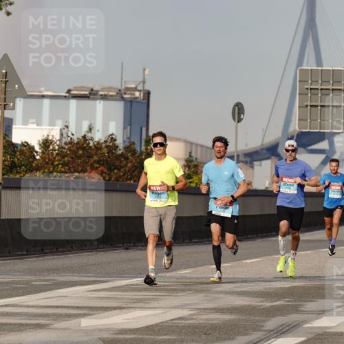 03.10.2026 - Köhlbrandbrückenlauf Michael Burmester http://msf.ph/oto/10764808 03.10.2026 09:39:42 Position 3  meine-sportfotos.de