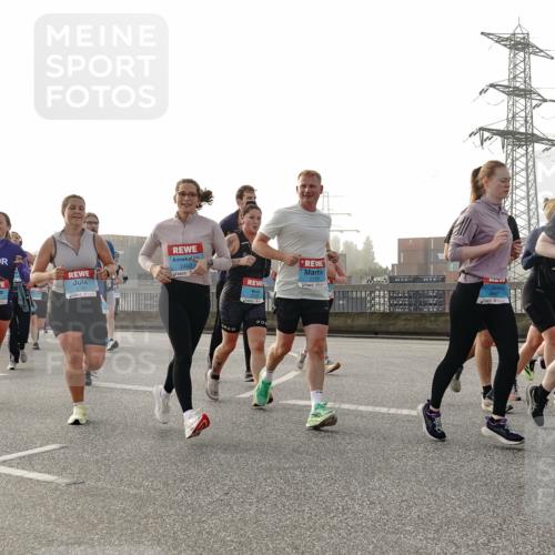 03.10.2026 - Köhlbrandbrückenlauf Michael Burmester http://msf.ph/oto/10764813 03.10.2026 09:18:31 Position 3 2402, 2801 meine-sportfotos.de