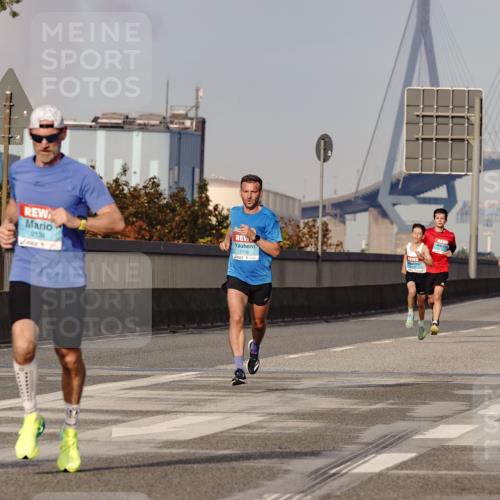03.10.2026 - Köhlbrandbrückenlauf Michael Burmester http://msf.ph/oto/10764831 03.10.2026 09:39:49 Position 3 2134, 2116 meine-sportfotos.de