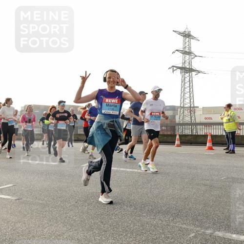 03.10.2026 - Köhlbrandbrückenlauf Michael Burmester http://msf.ph/oto/10764837 03.10.2026 09:18:34 Position 3 2736, 3 meine-sportfotos.de