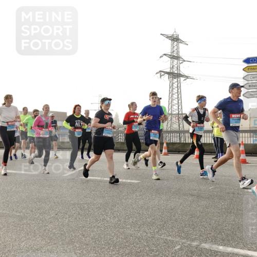 03.10.2026 - Köhlbrandbrückenlauf Michael Burmester http://msf.ph/oto/10764847 03.10.2026 09:18:35 Position 3 100 meine-sportfotos.de
