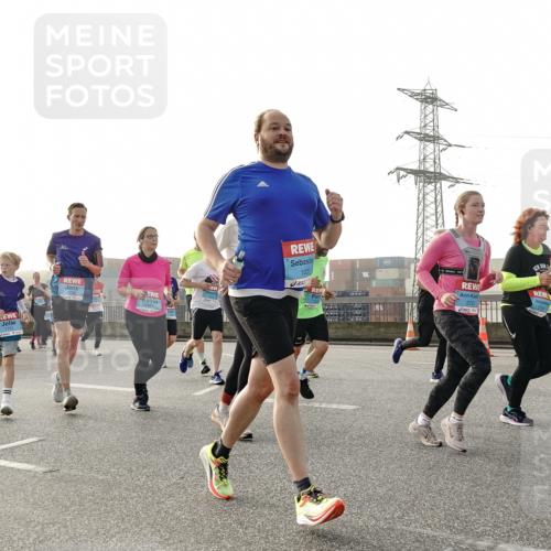 03.10.2026 - Köhlbrandbrückenlauf Michael Burmester http://msf.ph/oto/10764866 03.10.2026 09:18:36 Position 3 1897, 10, 3 meine-sportfotos.de