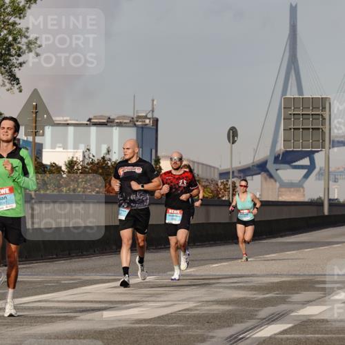 03.10.2026 - Köhlbrandbrückenlauf Michael Burmester http://msf.ph/oto/10764870 03.10.2026 09:40:11 Position 3 204, 1335 meine-sportfotos.de
