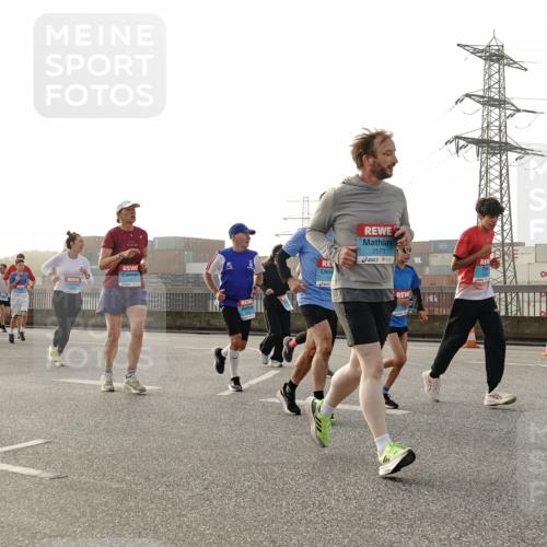 03.10.2026 - Köhlbrandbrückenlauf Michael Burmester http://msf.ph/oto/10764893 03.10.2026 09:18:40 Position 3 2573 meine-sportfotos.de