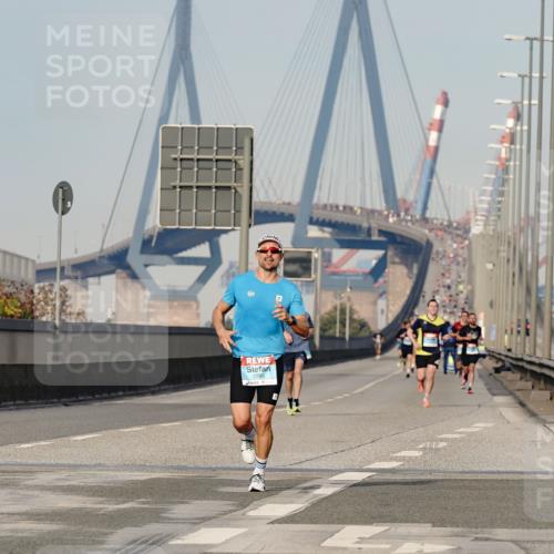 03.10.2026 - Köhlbrandbrückenlauf Michael Burmester http://msf.ph/oto/10764907 03.10.2026 09:40:25 Position 3 1260, 12, 5 meine-sportfotos.de