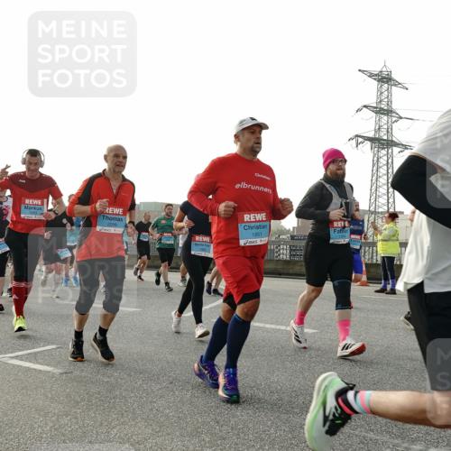03.10.2026 - Köhlbrandbrückenlauf Michael Burmester http://msf.ph/oto/10764959 03.10.2026 09:18:49 Position 3 2299, 1851, 1354, 1, 2645, 3 meine-sportfotos.de