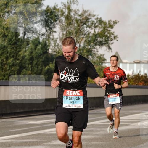03.10.2026 - Köhlbrandbrückenlauf Michael Burmester http://msf.ph/oto/10764965 03.10.2026 09:40:59 Position 3 6, 66, 1091, 1097 meine-sportfotos.de