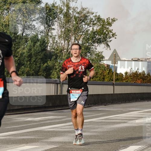 03.10.2026 - Köhlbrandbrückenlauf Michael Burmester http://msf.ph/oto/10764971 03.10.2026 09:41:00 Position 3 1091, 109 meine-sportfotos.de