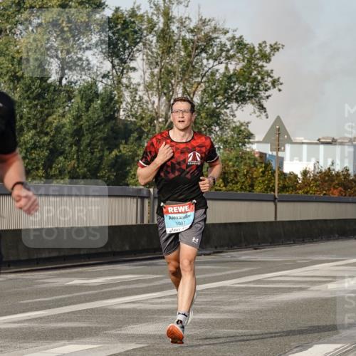 03.10.2026 - Köhlbrandbrückenlauf Michael Burmester http://msf.ph/oto/10764973 03.10.2026 09:41:00 Position 3 1091, 1097 meine-sportfotos.de