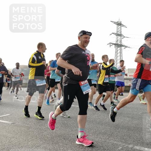 03.10.2026 - Köhlbrandbrückenlauf Michael Burmester http://msf.ph/oto/10764978 03.10.2026 09:18:51 Position 3 1557, 1128 meine-sportfotos.de