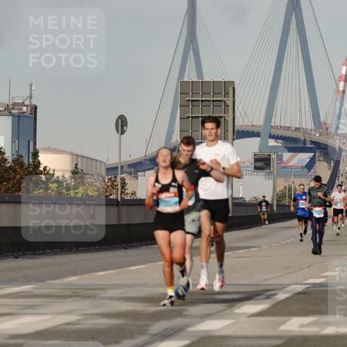 03.10.2026 - Köhlbrandbrückenlauf Michael Burmester http://msf.ph/oto/10764999 03.10.2026 09:41:15 Position 3  meine-sportfotos.de