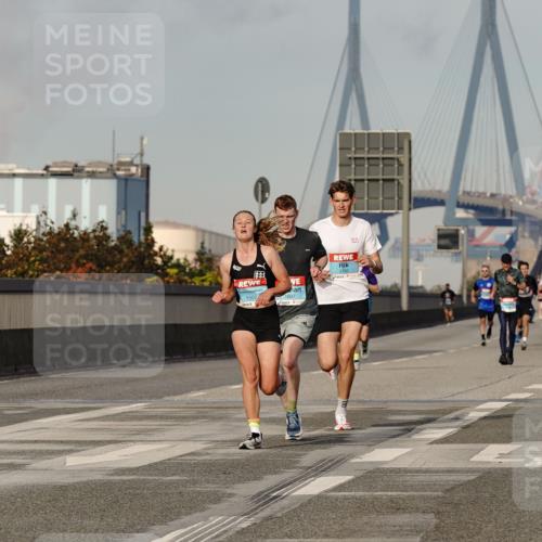 03.10.2026 - Köhlbrandbrückenlauf Michael Burmester http://msf.ph/oto/10765001 03.10.2026 09:41:16 Position 3 1507, 1607 meine-sportfotos.de