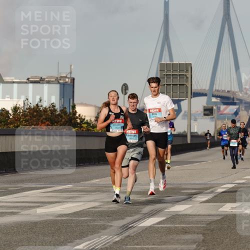 03.10.2026 - Köhlbrandbrückenlauf Michael Burmester http://msf.ph/oto/10765004 03.10.2026 09:41:17 Position 3 1507, 1607, 2183 meine-sportfotos.de