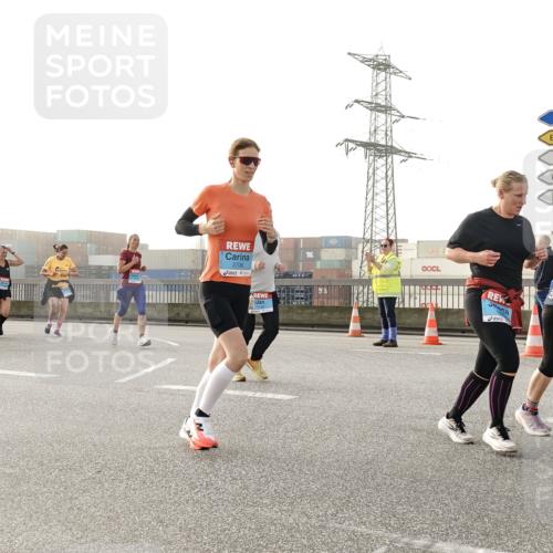 03.10.2026 - Köhlbrandbrückenlauf Michael Burmester http://msf.ph/oto/10765005 03.10.2026 09:18:57 Position 3 2706, 1140, 3 meine-sportfotos.de