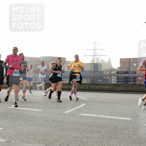 03.10.2026 - Köhlbrandbrückenlauf Michael Burmester http://msf.ph/oto/10765011 03.10.2026 09:18:59 Position 3 1998, 2811 meine-sportfotos.de