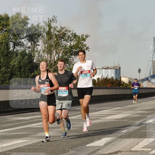 03.10.2026 - Köhlbrandbrückenlauf Michael Burmester http://msf.ph/oto/10765019 03.10.2026 09:41:21 Position 3 1607, 2183 meine-sportfotos.de