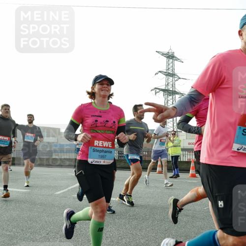 03.10.2026 - Köhlbrandbrückenlauf Michael Burmester http://msf.ph/oto/10765028 03.10.2026 09:19:01 Position 3 1998, 1997 meine-sportfotos.de