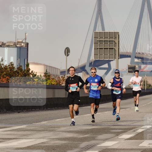 03.10.2026 - Köhlbrandbrückenlauf Michael Burmester http://msf.ph/oto/10765033 03.10.2026 09:41:31 Position 3  meine-sportfotos.de