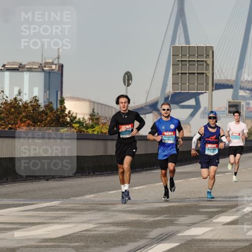 03.10.2026 - Köhlbrandbrückenlauf Michael Burmester http://msf.ph/oto/10765041 03.10.2026 09:41:32 Position 3  meine-sportfotos.de