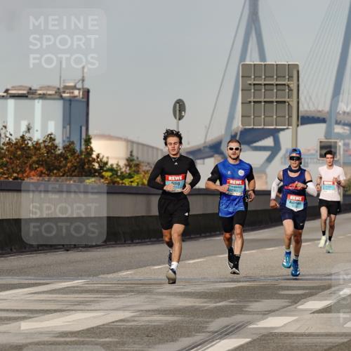 03.10.2026 - Köhlbrandbrückenlauf Michael Burmester http://msf.ph/oto/10765043 03.10.2026 09:41:32 Position 3 153, 2130 meine-sportfotos.de