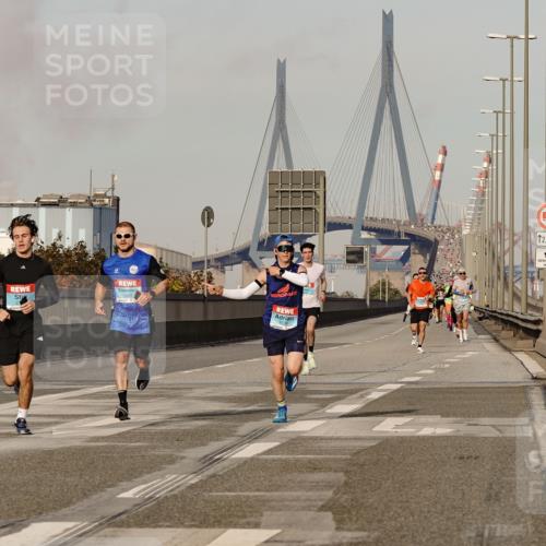 03.10.2026 - Köhlbrandbrückenlauf Michael Burmester http://msf.ph/oto/10765066 03.10.2026 09:41:37 Position 3  meine-sportfotos.de