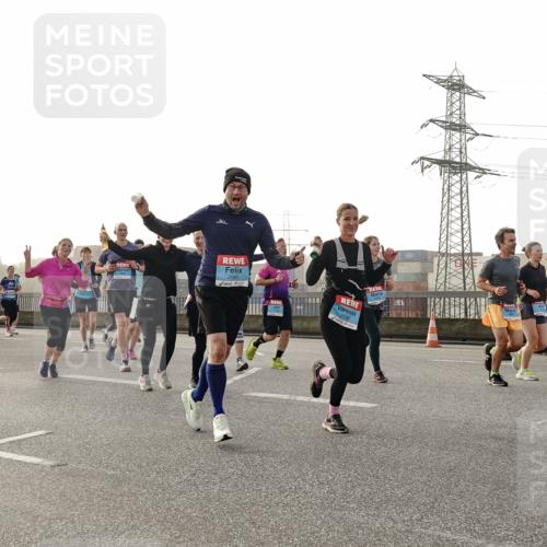03.10.2026 - Köhlbrandbrückenlauf Michael Burmester http://msf.ph/oto/10765073 03.10.2026 09:19:07 Position 3 209 meine-sportfotos.de